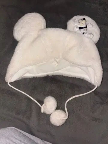 미키마우스 귀 달린 화이트 팬 캡 크리스마스