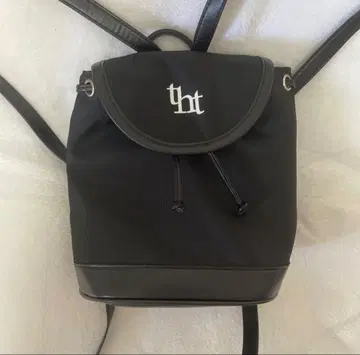 threetimes 블랙 로고 나일론 백팩