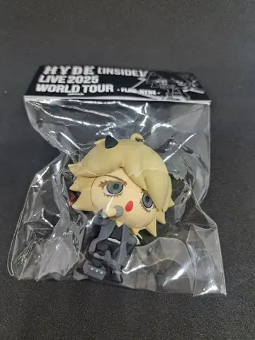 HYDE INSIDE LIVE 2025 키링