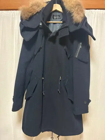 Tornado Mart 네이비 모즈 코트