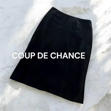 새상품급 쿠 드 샹스 코듀로이 타이트 스커트 무릎 기장 블랙 36(S)