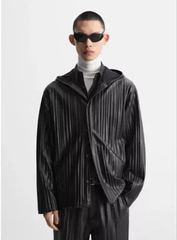 ZARA 플리츠 인조 가죽 셔츠 자켓
