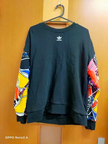 아디다스 리치무니시 맨투맨