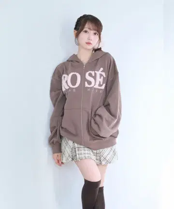 Rosemuse Furlogozipfoodie 로제 뮤즈