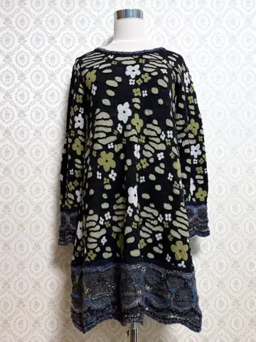 M.&KYOKO 엠앤드쿄코 꽃무늬 울 자수 튜닉 원피스