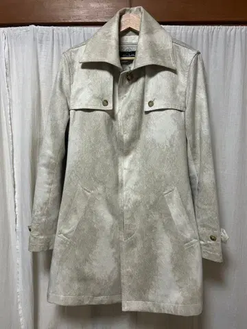 TORNADO MART 트렌치코트 퀼팅 안감