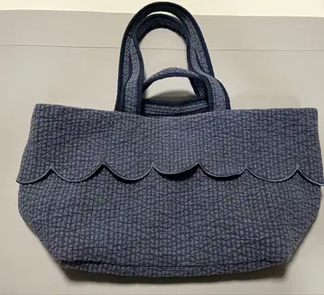 conforobe 누비 백 미디 스캘럽 네이비