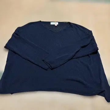 탕탕 작년 구매 evam eva 네이비 V넥 니트 스웨터