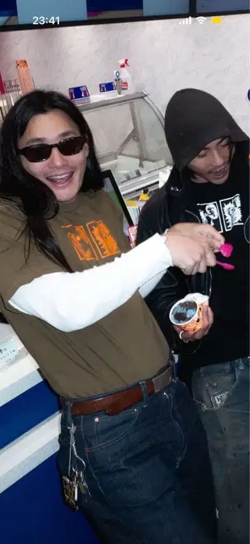 노무라 슈헤이 착용 LOPO T셔츠 로포