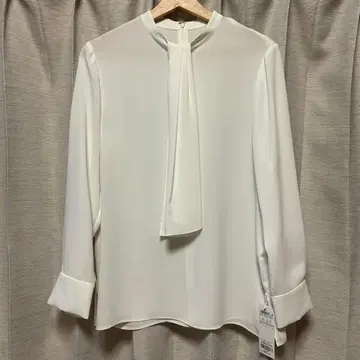 [ 택 포함 미사용 새상품 ] ICB 스카프 타이 블라우스