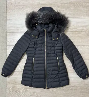 TATRAS 블랙 다운 자켓 후드 부착