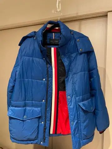 TOMMY HILFIGER 후드 부착 다운 자켓