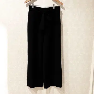 리본 포함 블랙 와이드 팬츠