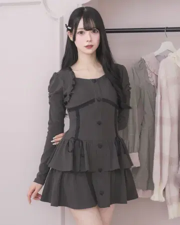 pium 하트 버튼 티어드 리브 원피스