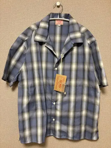 BIG MIKE 체크 무늬 반팔 셔츠 M 사이즈