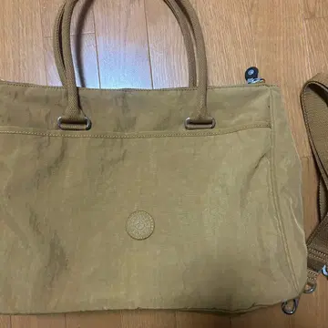 Kipling 머스타드색 트래블 백