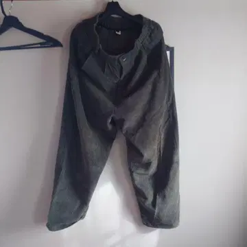 코듀로이 와이드 팬츠 올리브 그린