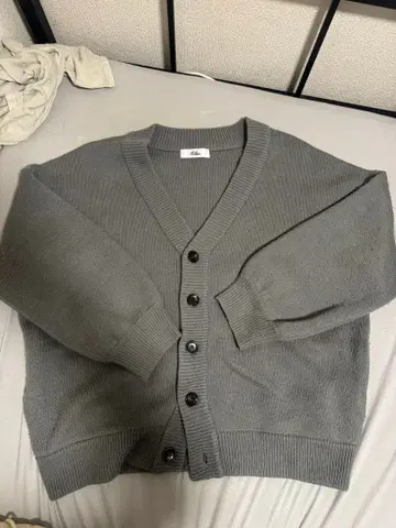 그레이 니트 가디건 5버튼