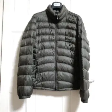 카키 퀼팅 다운 자켓