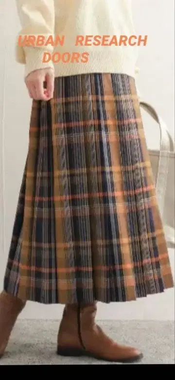 어반 리서치 도어스 플리츠 체크 스커트