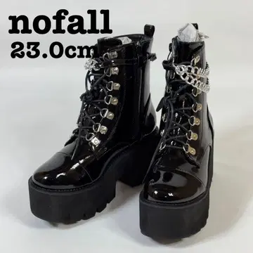 [ 재고 처분품 ] nofall 통굽 레이스업 부츠 체인 에나멜