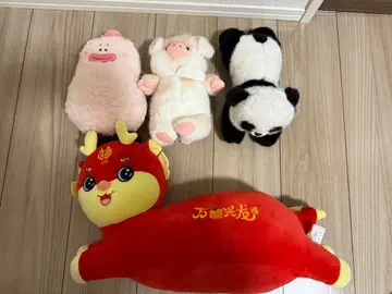 독특한 봉제 인형 세트