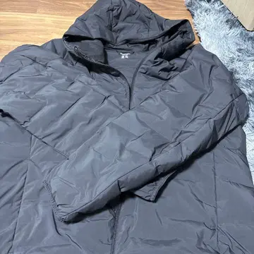 [ UNIQLO ] 퍼프 테크 후드티