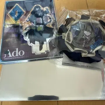 Ado 라운드원 한정판 굿즈 아크릴 스탠드 로제트 리본 키링