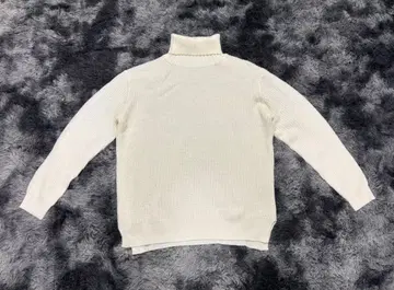 NOWNY STANDARD 화이트 터틀넥 니트