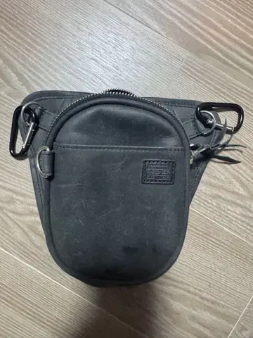 데그너 가죽 초크백