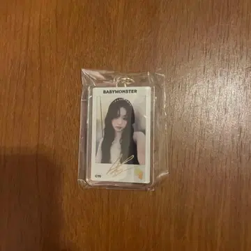 BABYMONSTER 캡슐 토이 회장 한정판 아현