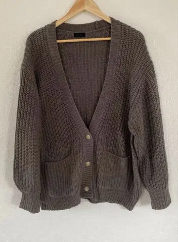 apart by lowrys 로우게이지 니트 가디건