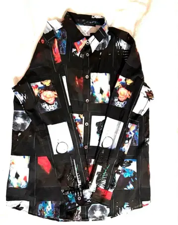 [ 새상품급 ] PS Paul Smith 블로킹 그래픽 프린트 셔츠 블랙