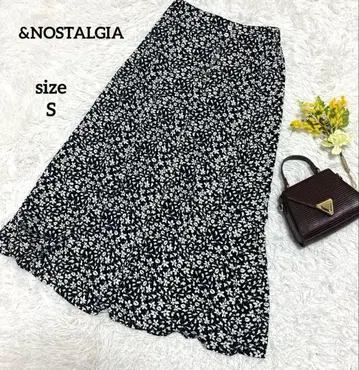 노스탤지어 롱 플레어 스커트 올 패턴 모노톤 허리밴딩 A라인 S