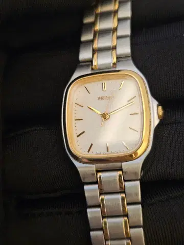 세이코 SEIKO 여성용 손목시계 새상품 배터리 교환 완료 골드 쿼츠