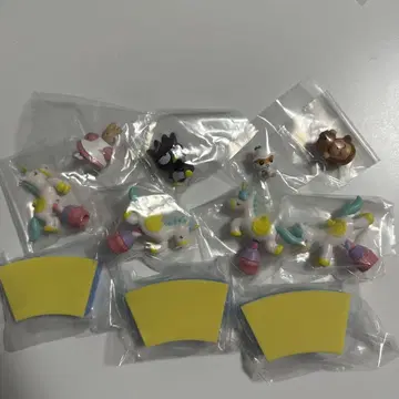 Shaky! 산리오 캐릭터즈 회전목마 BLUE 4종 세트