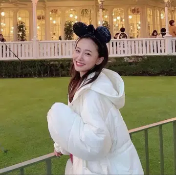 셰리모나 볼륨 후드 에코 다운