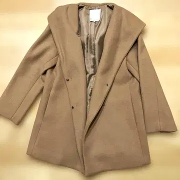 자유구 후드 울 코트