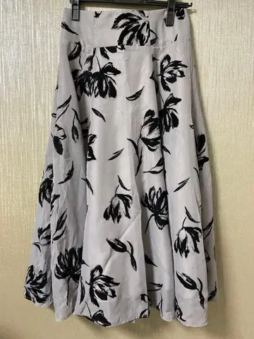 [ 미사용 ] MISCH MASCH 플레어 스커트