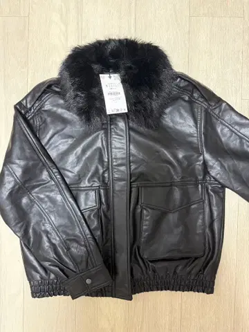 ZARA 탈부착 가능한 인조 모피 카라 부착 자켓 S 사이즈