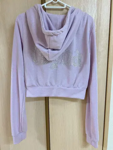 GYDA 제이다 쇼트 라메 후드티 퍼플