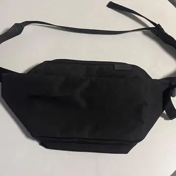 코트 에시엘 바디백