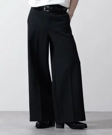 CLEL 백 브러쉬드 TR 플레어 슬랙스 블랙