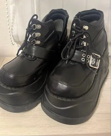 Winny 위니 통굽 부츠