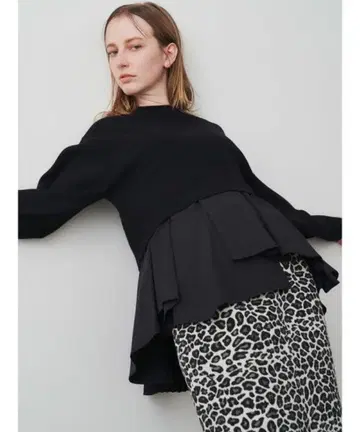 ELENDEEK 백 플리츠 레이어드 KT 백 플리츠 블랙