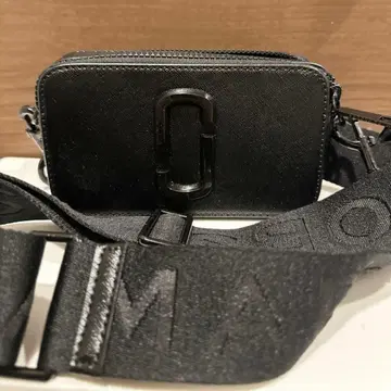 마크제이콥스 숄더백 카메라백