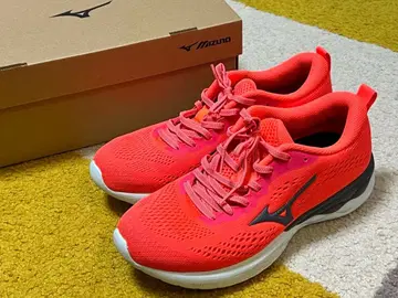 Mizuno Wave Revolt 2 러닝화 24.5cm