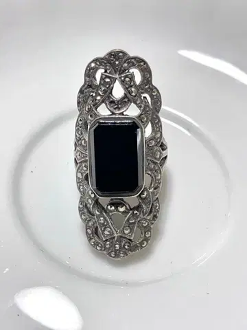 빈티지 마카사이트와 오닉스 실버 반지