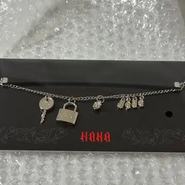 HANA BADLOVE 팔찌 MOMOKA