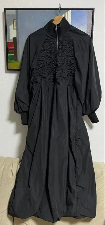 emmi 개더 나일론 원피스